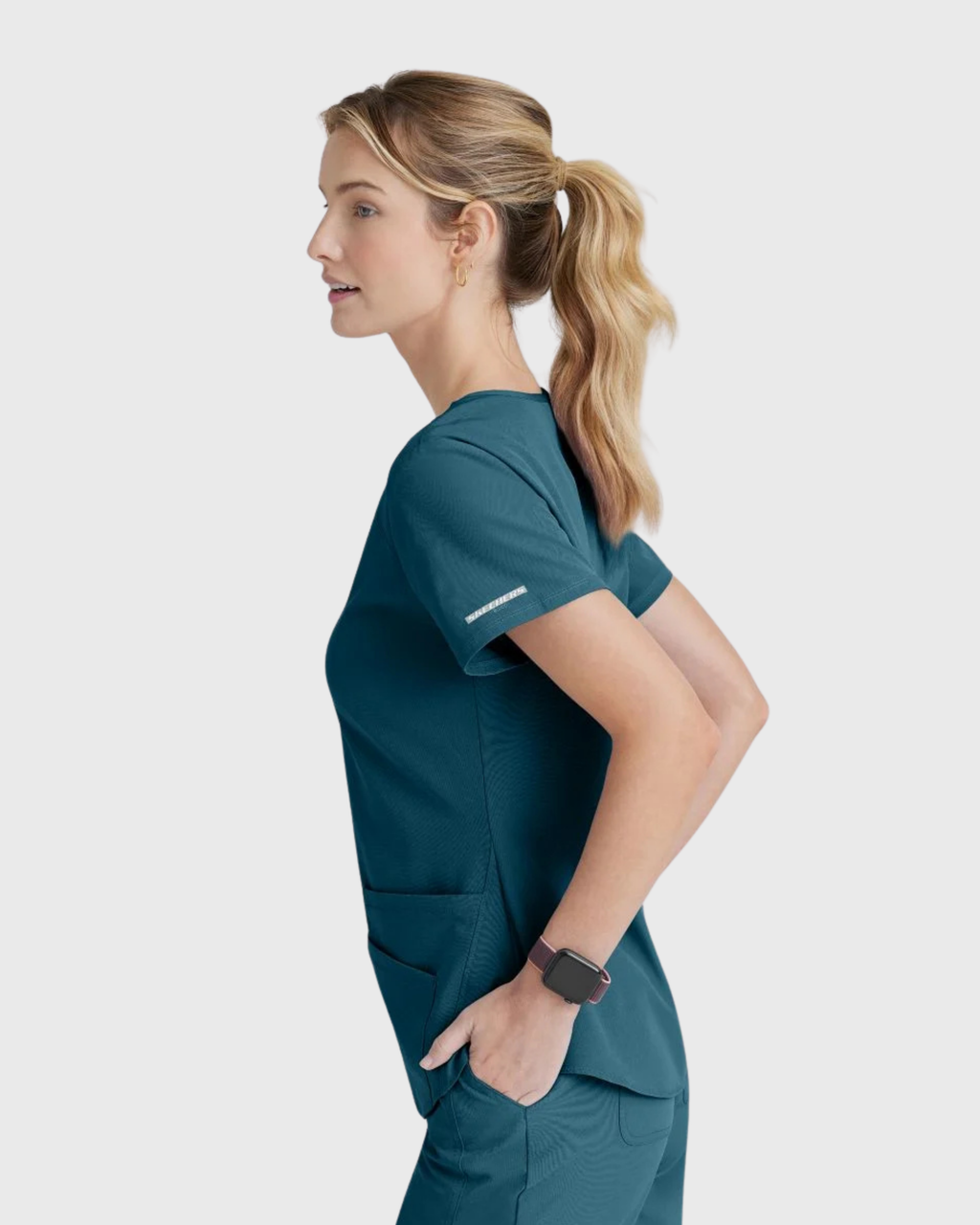Skechers - Breeze 3’Pocket Curved V’Neck Top & Mid’Rise Straight Leg Pant Scrub Set