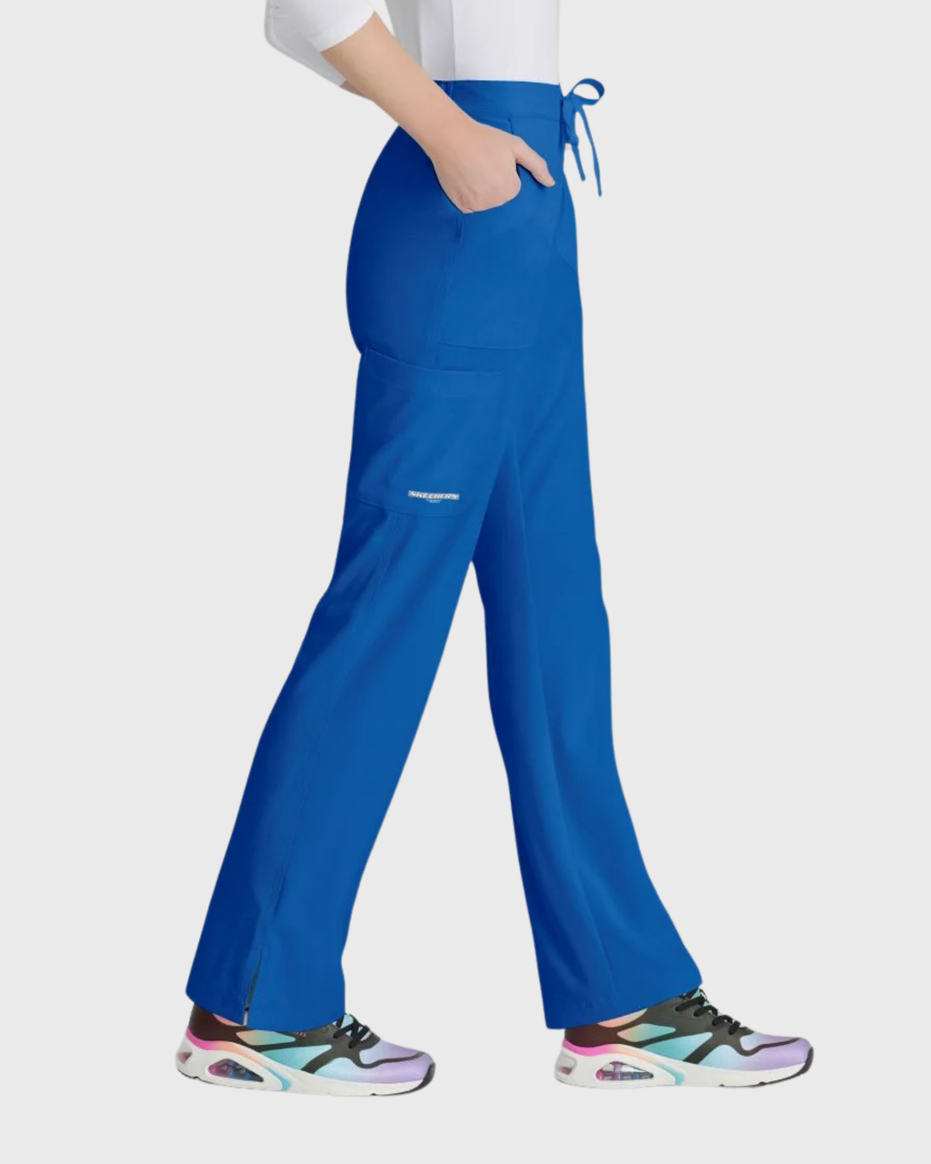 Skechers - Breeze 3’Pocket Curved V’Neck Top & Mid’Rise Straight Leg Pant Scrub Set