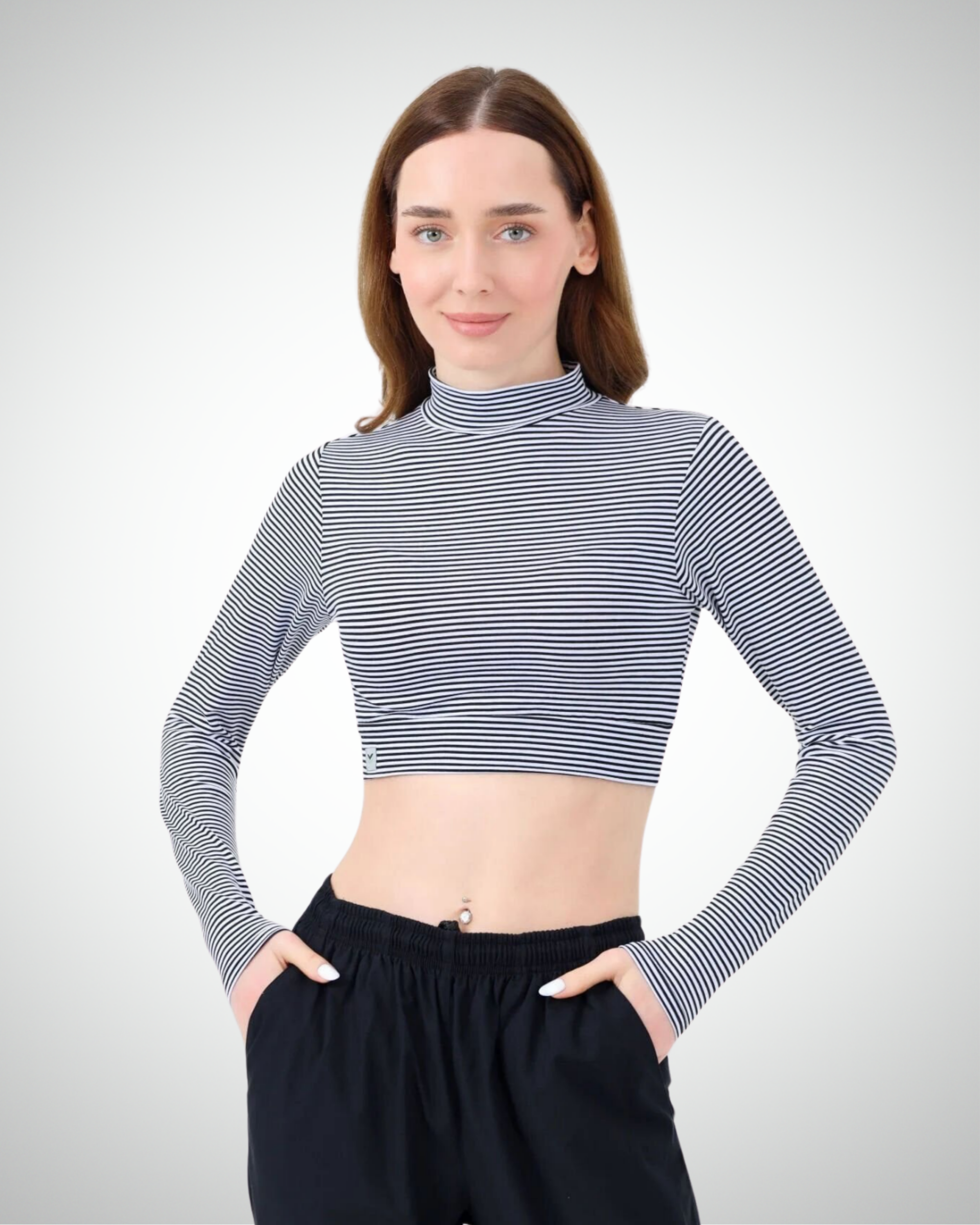 Viridi - Fisherman Collar Striped Crop Body Black & White