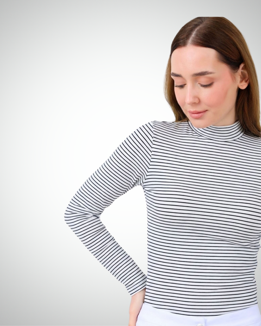 Viridi - Fisherman Collar Striped Body Black & White