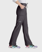 Skechers - طقم تنظيف نسائي بأكمام طويلة