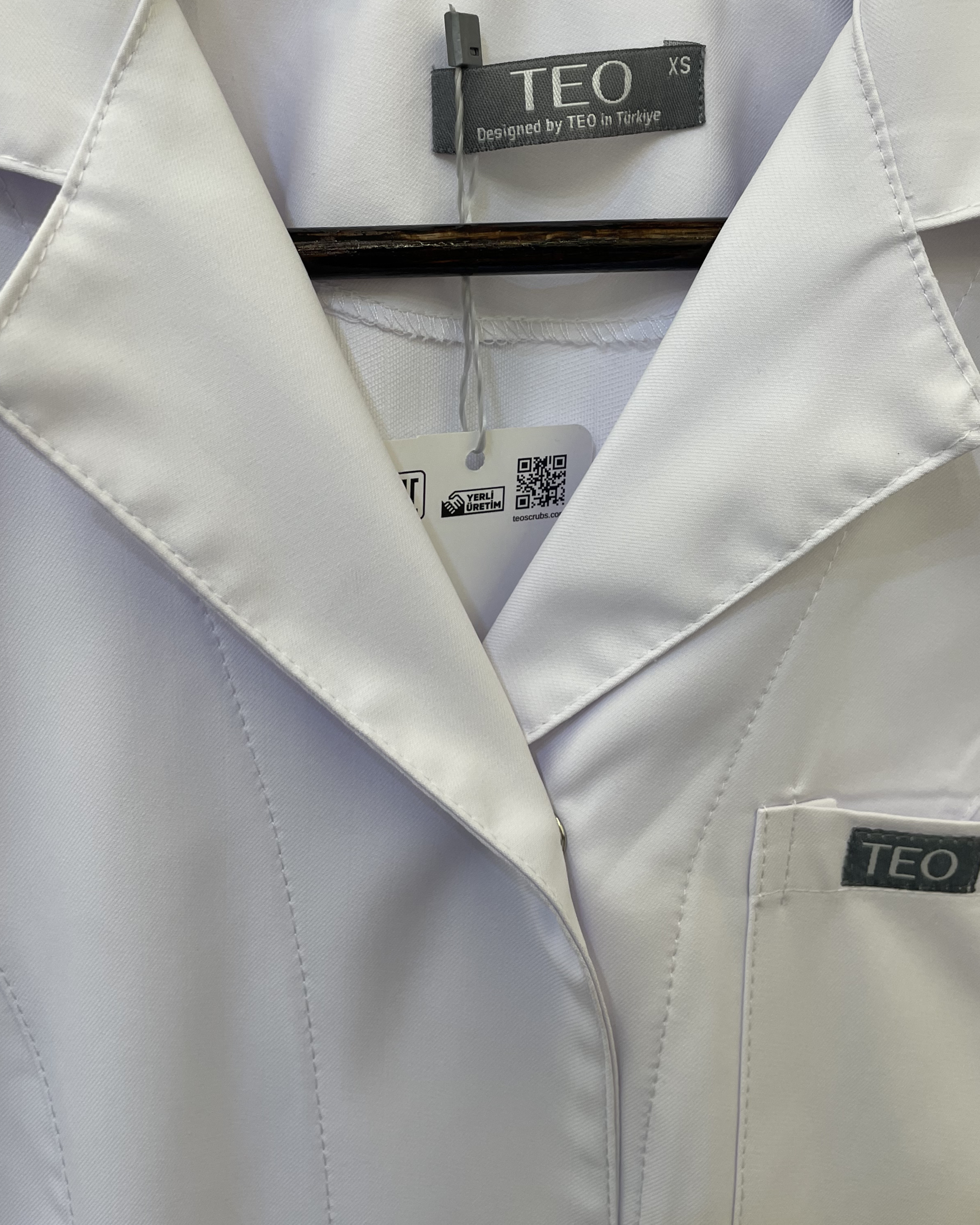 Teo - Women’s Yakha Lab Coat